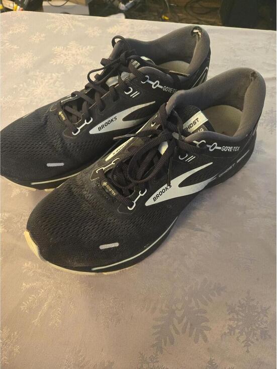 Brooks Shoes - Brooks Ghost 14 GTX Women's Running Shoes Black Gore-Tex Size 12 Medium